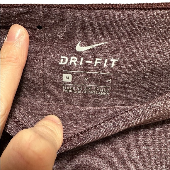NWOT Nike Dri-fit burgundy Leggings - Picture 3 of 3